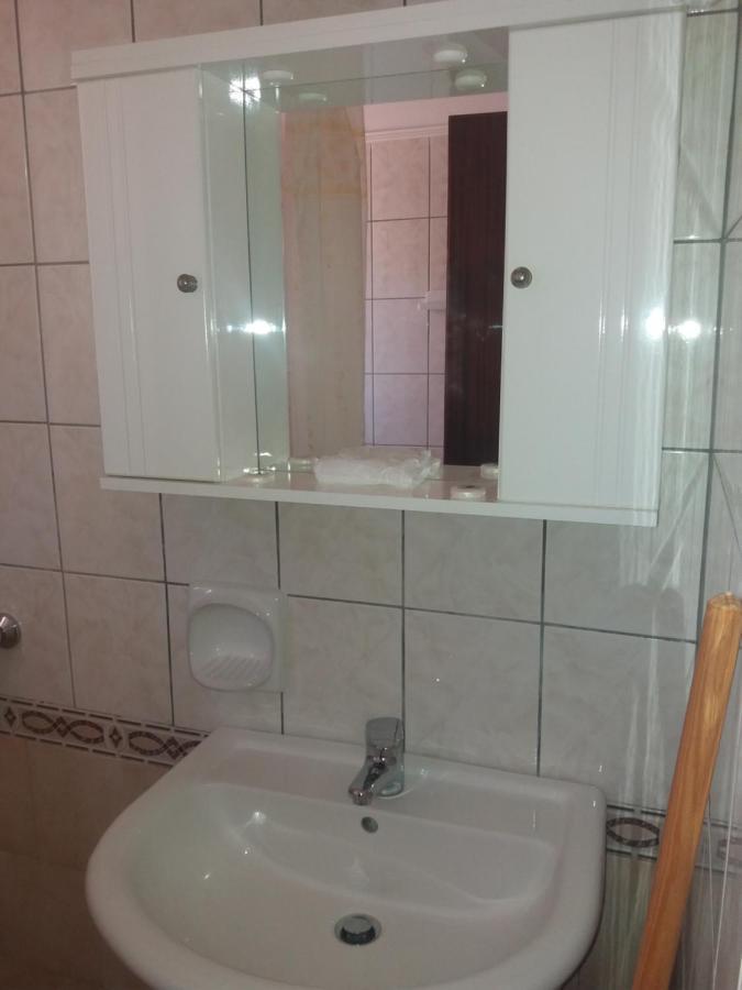 איוס סטפנוס Theos Apartments מראה חיצוני תמונה