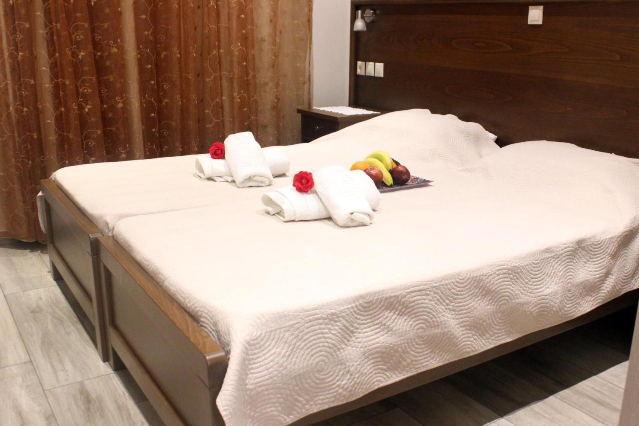 איוס סטפנוס Theos Apartments מראה חיצוני תמונה