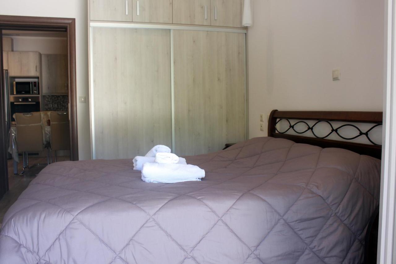 איוס סטפנוס Theos Apartments מראה חיצוני תמונה