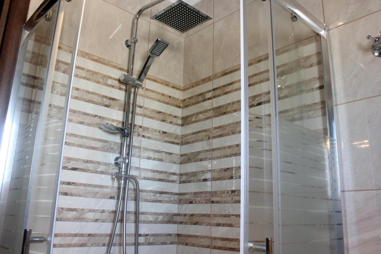 איוס סטפנוס Theos Apartments מראה חיצוני תמונה